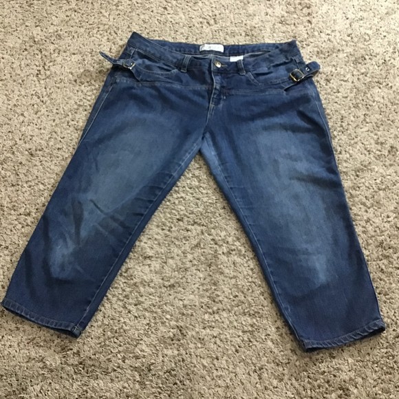 Phat Fashions Silver Label Size 15 Capri Jeans Women's Side Buckles - Picture 8 of 14